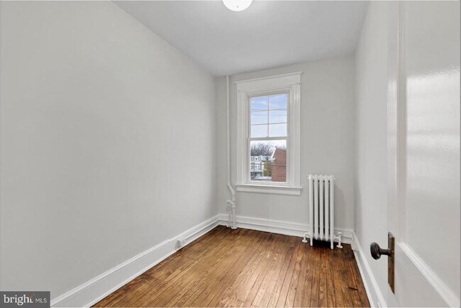 Building Photo - 4007 4th St NW