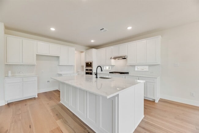 Building Photo - 1055 Modesto Dr