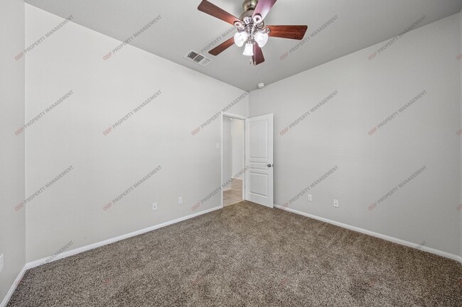 Building Photo - Academy ISD-3 Bedroom/2 Bath