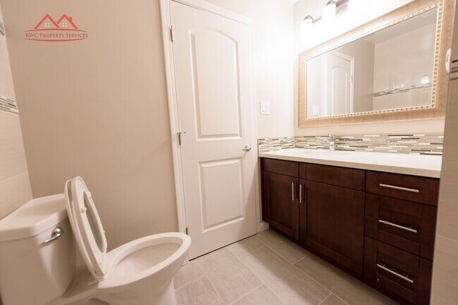 Building Photo - 1823 El Parque Ct