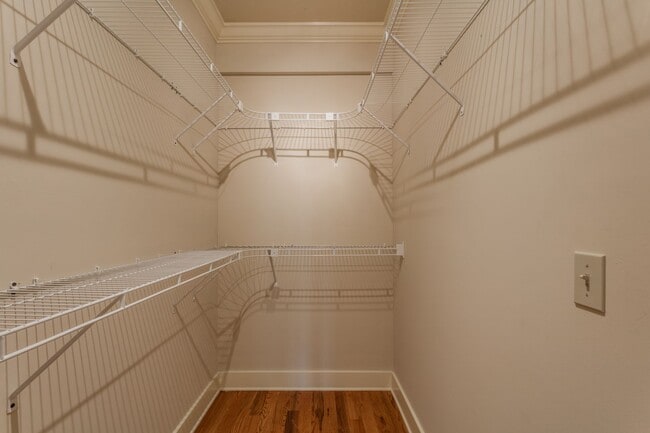 Building Photo - Adorable 3 bedroom home!