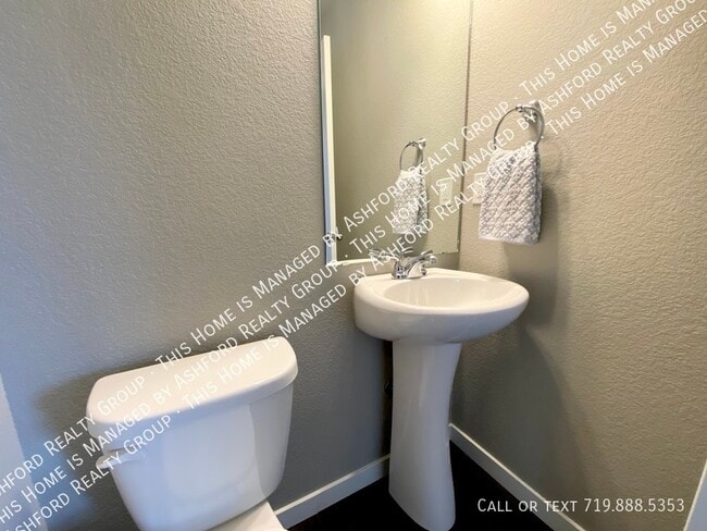 Building Photo - 6390 John Muir Trl