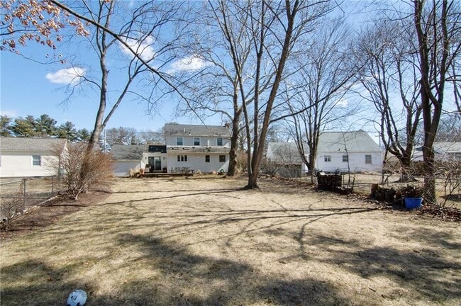 Building Photo - 253 Fairfax Dr