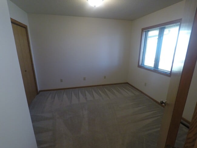 Building Photo - 1509 Kenwood Dr