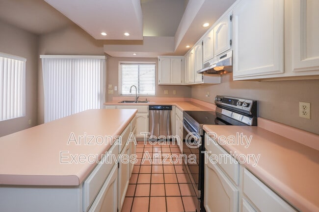 Building Photo - 7847 E Marquise Dr