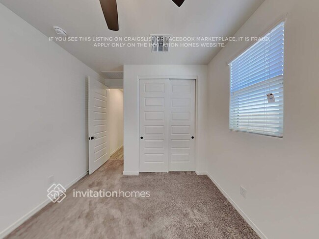 Building Photo - 19648 W Roma Ave