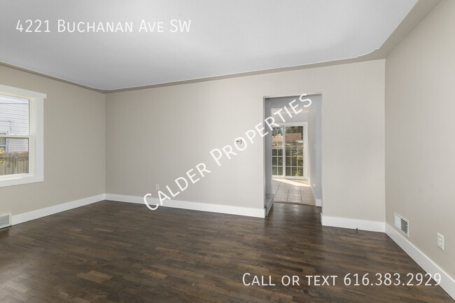Building Photo - 4221 Buchanan Ave SW