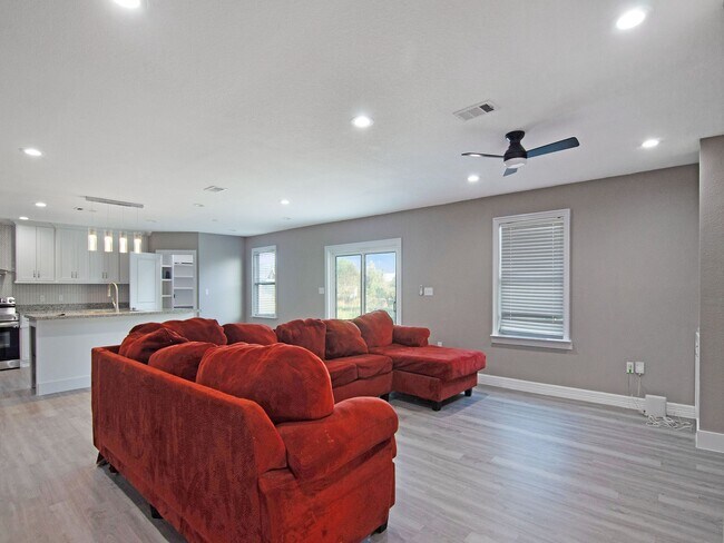 Building Photo - 51 Rd 5117