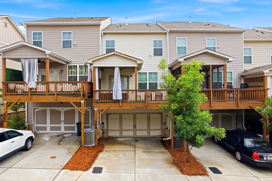 Building Photo - 528 Sonata Walk