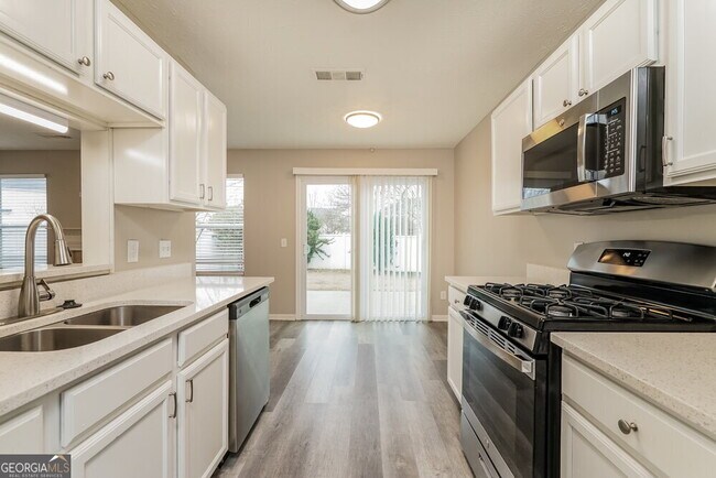 Building Photo - 5970 Mountain Top Pl