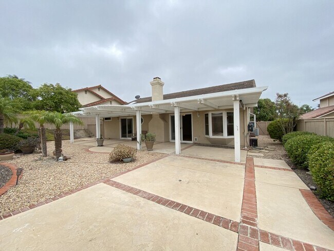 Building Photo - 2620 El Aguila Ln