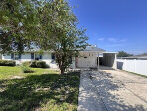 Building Photo - 1074 Gerona Ave