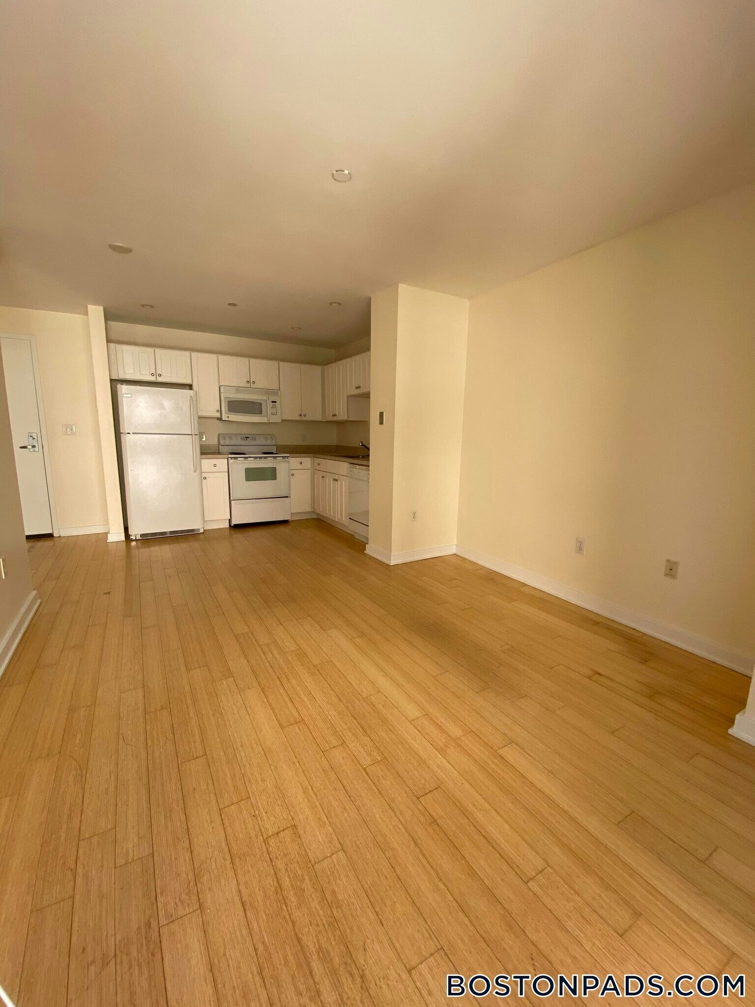 Building Photo - 40 Boylston St