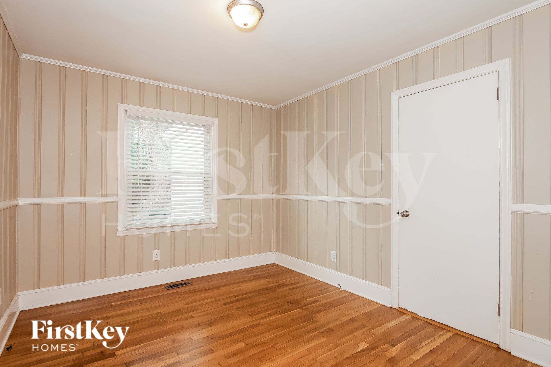 Building Photo - 1421 Waddell St