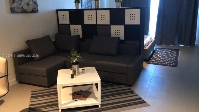 Building Photo - 1600 NE 1st Ave