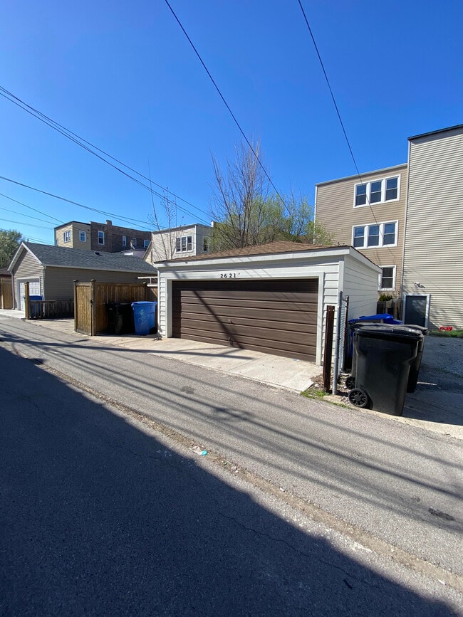 Building Photo - 2621 W Rice St