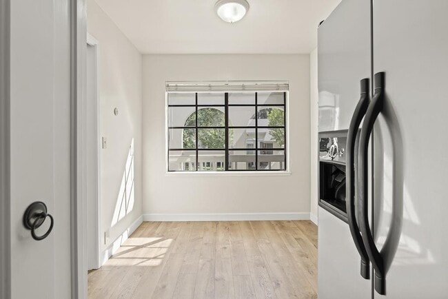 Building Photo - 5481 Cribari Green