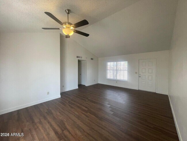 Building Photo - 10614 N 72nd Ave