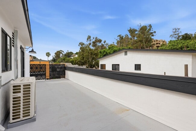 Building Photo - Stunning New Construction in Mission Hills – 3BR/2BA – Going Quick | 4 Weeks of Free Rent + Free ...