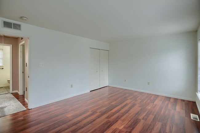 Building Photo - 1284 Hunters Ridge Dr