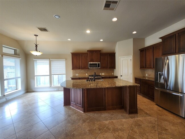 Building Photo - 27123 Bunker Bluff Ct