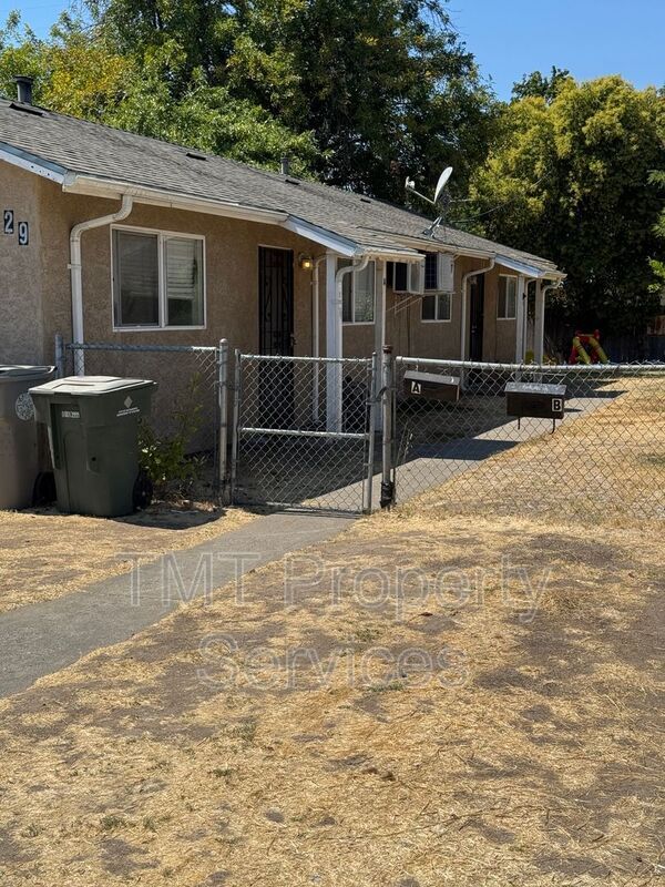 Building Photo - 3729 Branch St