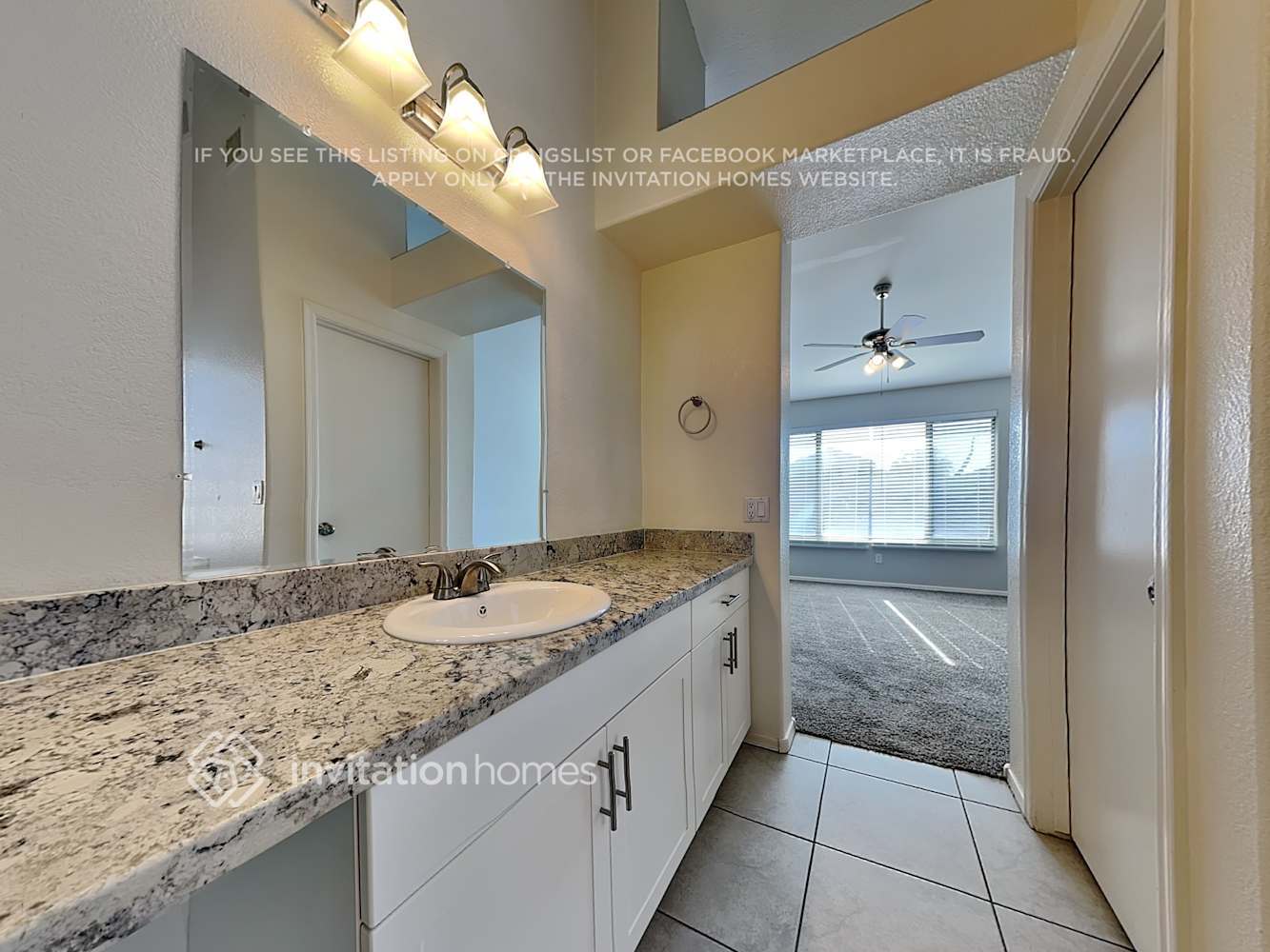 Building Photo - 1655 E Redfield Rd