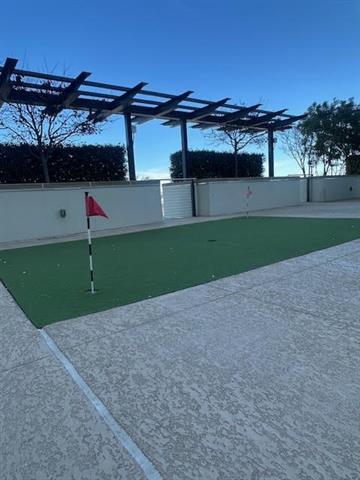 Building Photo - 2600 W 7th St