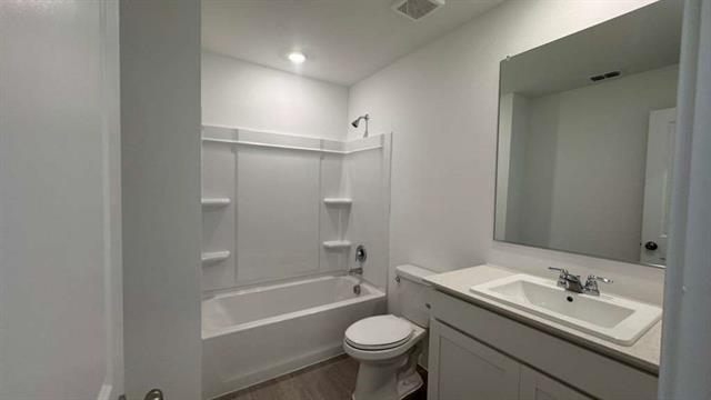 Building Photo - 11257 Rodeo Dr