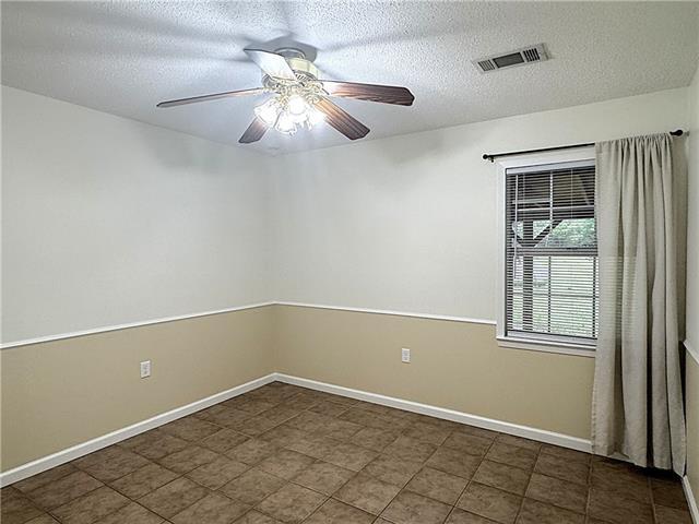 Building Photo - 14105 Wembley Rd