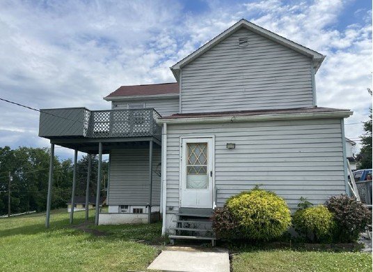 Building Photo - 8 Spring St