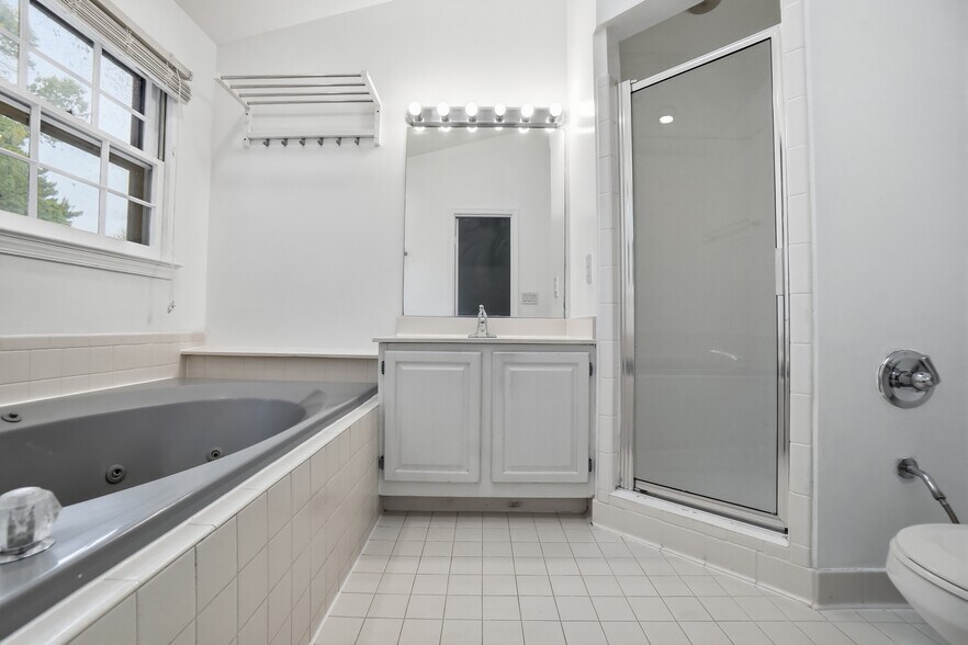 Building Photo - 12327 Sour Cherry Way