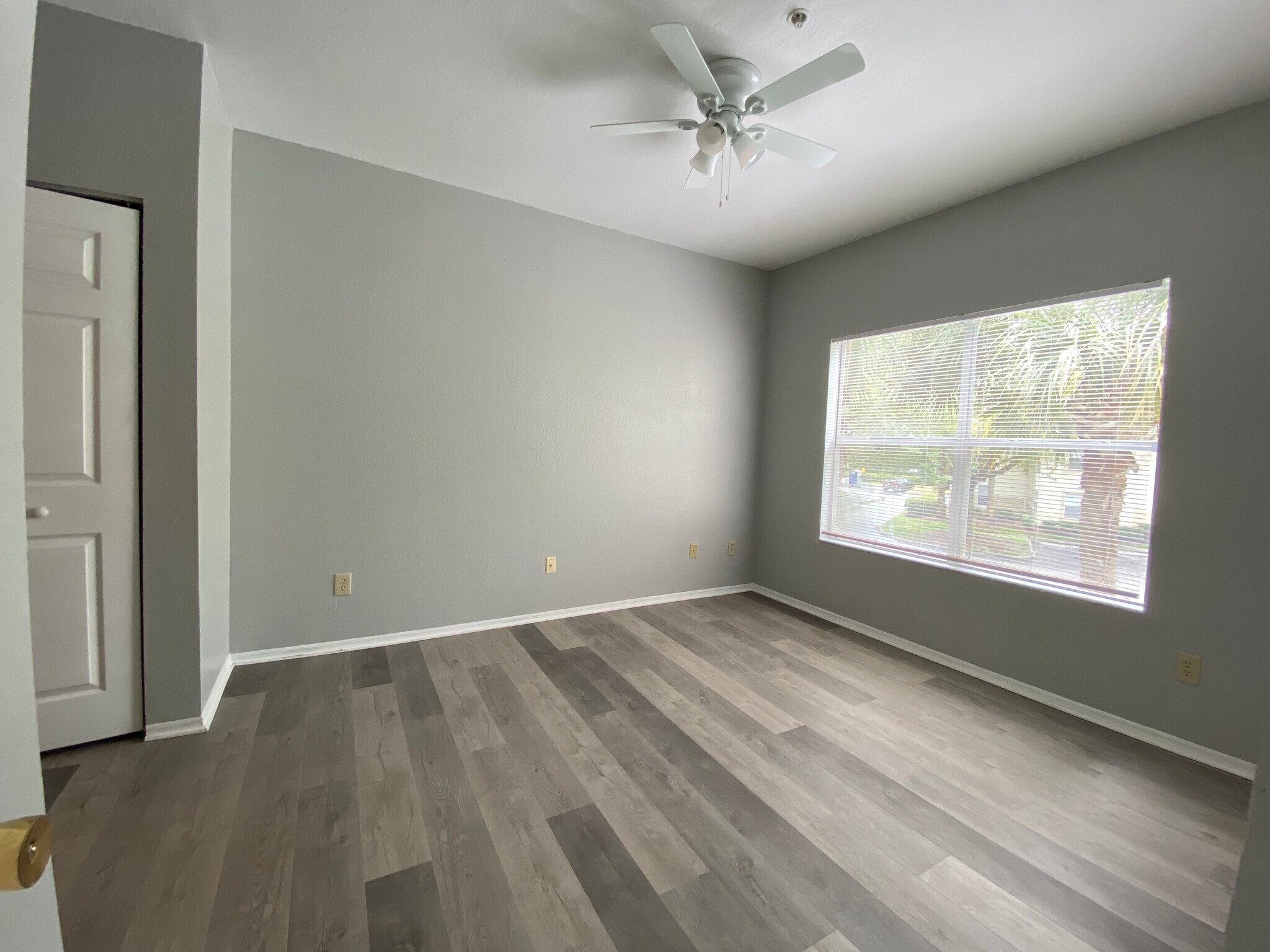 Building Photo - 823 Camargo Way