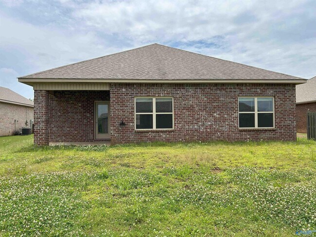 Building Photo - 121 Balboa Rd