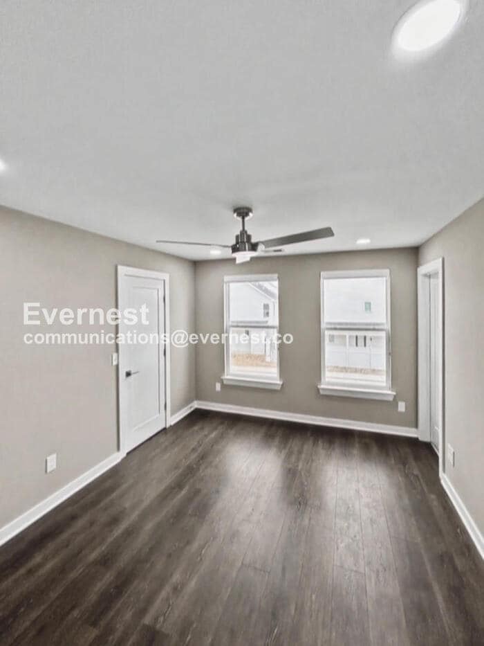 Building Photo - 608 Mason Ward Pl