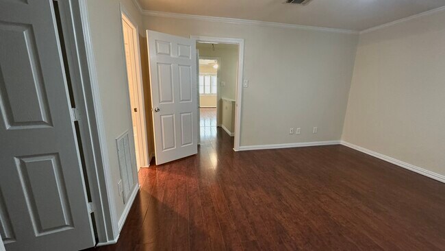 Building Photo - 6452 Olympia Dr