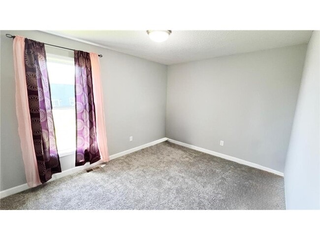Building Photo - 12750 Erskin Circle NE