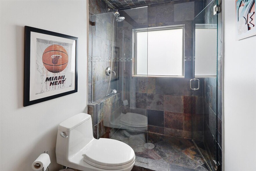 Building Photo - 6430 NW 98th Ln