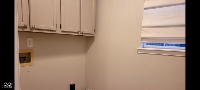 Building Photo - 5626 Prince Woods Cir