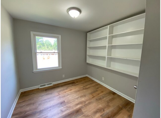 Building Photo - 3 BR/2BA | Newly Renovated Single Family Home | 1-Car Covered Parking | Large  backyard!