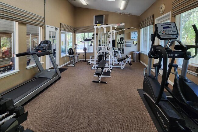 Building Photo - 9100 Dr M.L.K. Jr St N