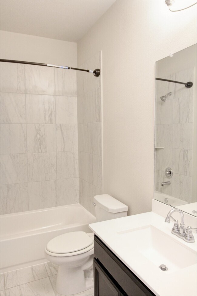 Building Photo - 523 Timber Voyage Ct