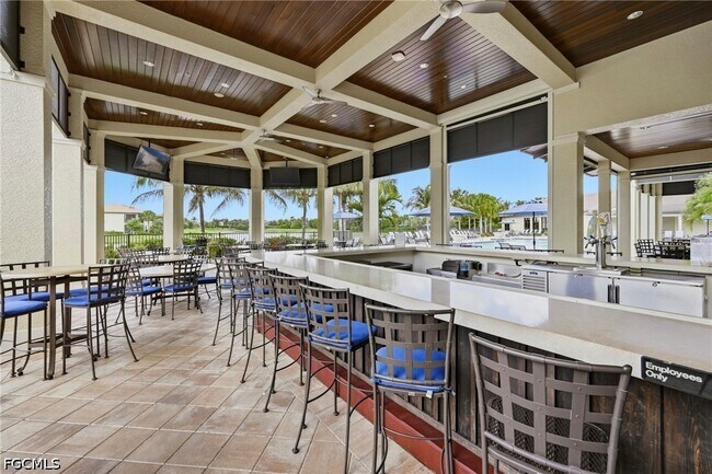 Building Photo - 2353 Anguilla Dr
