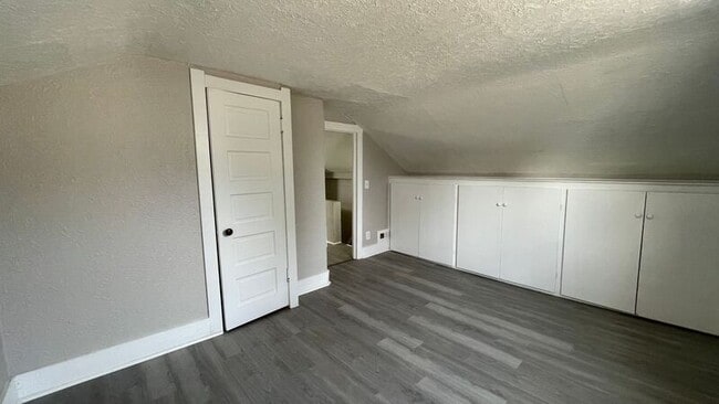 Building Photo - 1803 Mansfield Rd