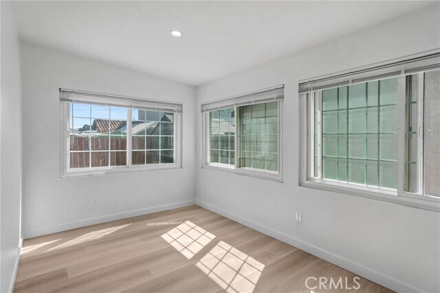 Building Photo - 10517 Firmona Ave