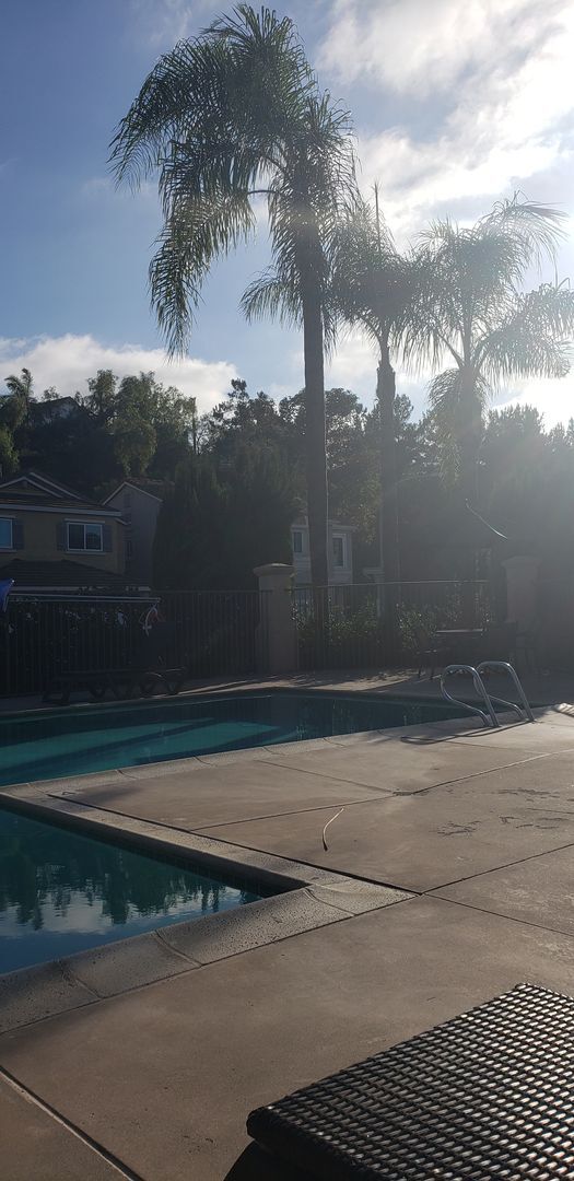 Building Photo - Rare Discovery Hills Gem – 3 Bedroom Home with Serene Backyard Oasis