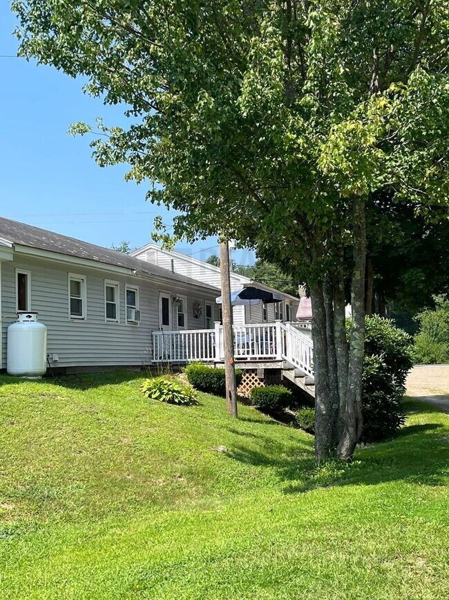 Building Photo - 3A Tri Echo Ln