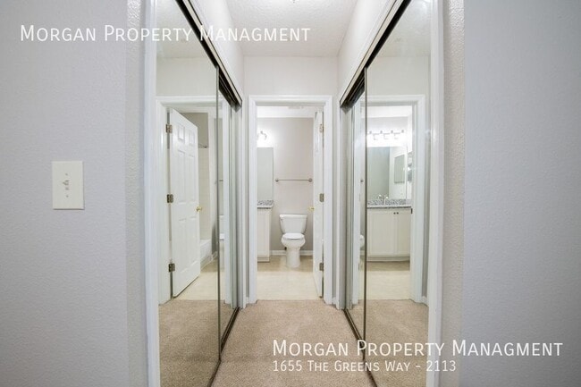 Building Photo - 1655 The Greens Way