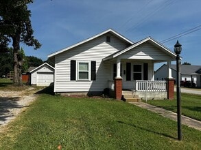 Building Photo - 538 S Marshall St