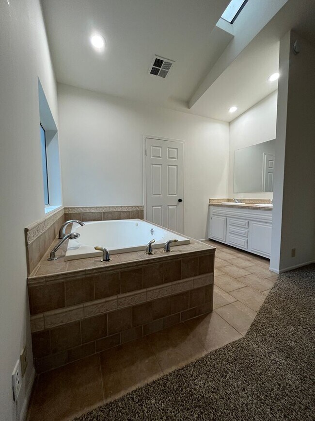 Building Photo - HEAVENLY VALLEY - FPM